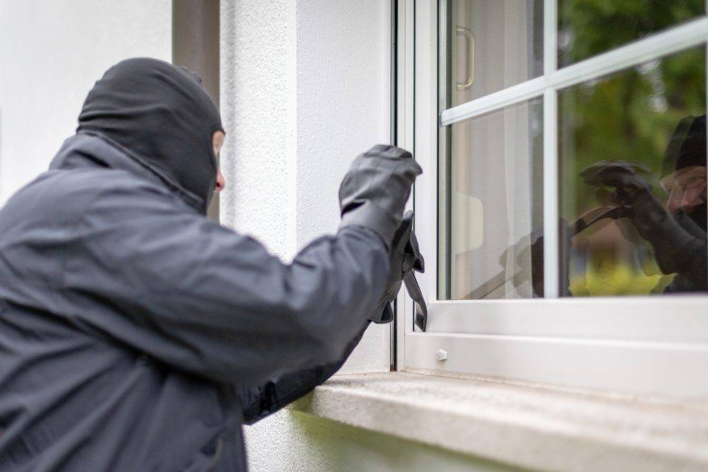 Does my commercial property insurance cover theft