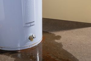 does homeowners insurance cover water heater leak damage